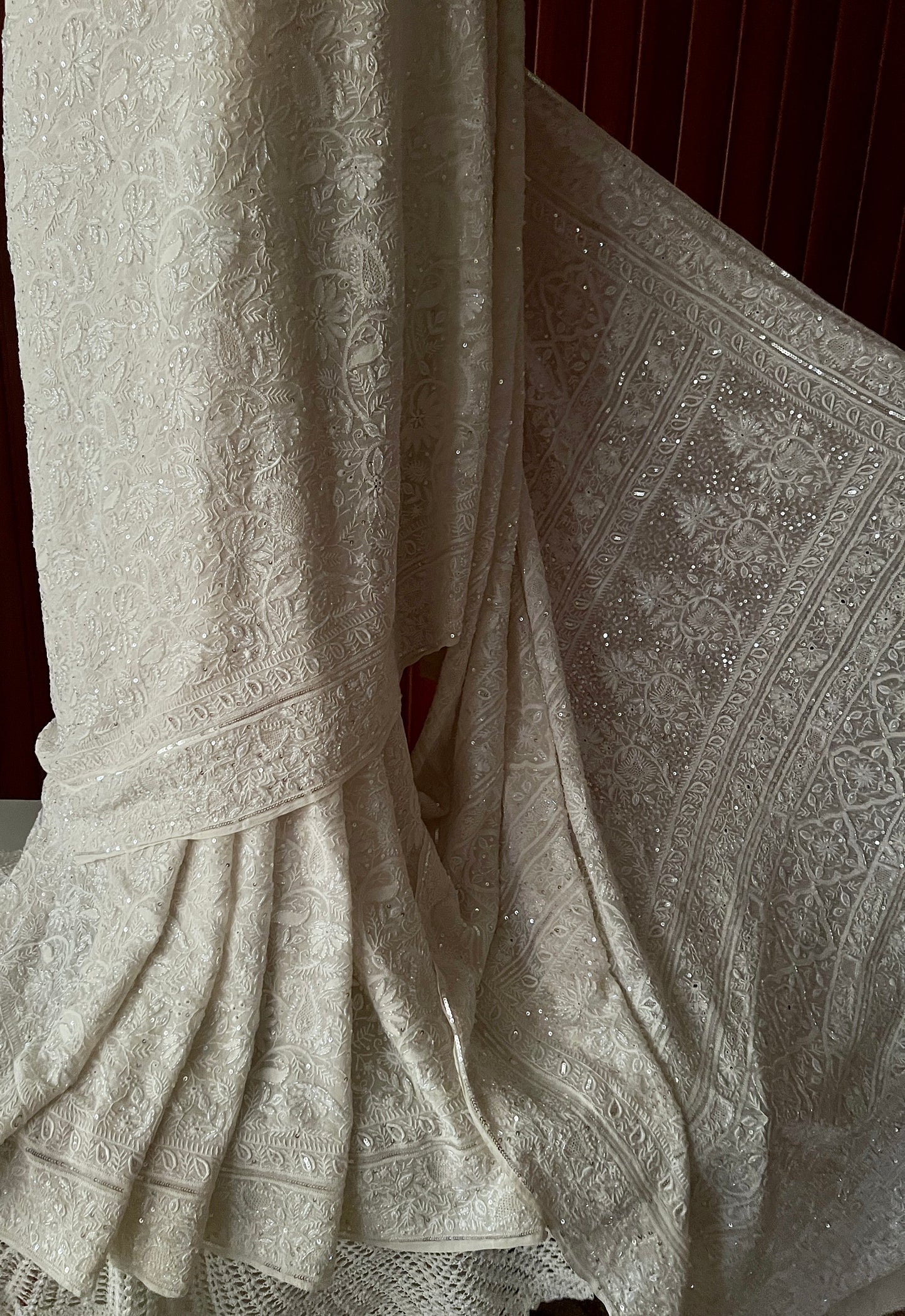 Suhaan Ivory Chikankari Do Taar Saree
