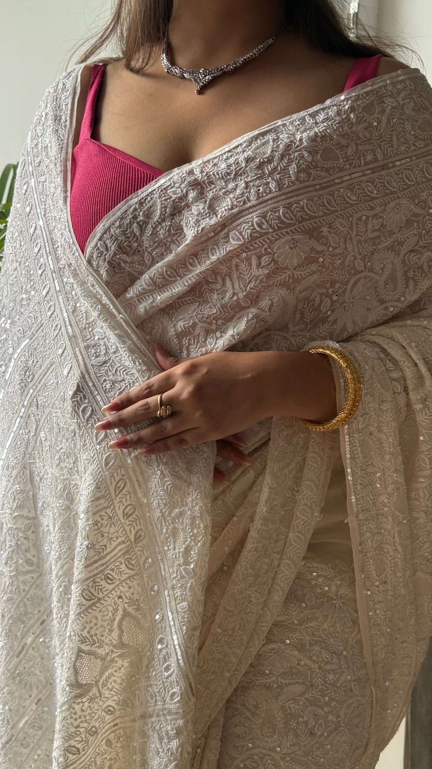 Suhaan Ivory Chikankari Do Taar Saree
