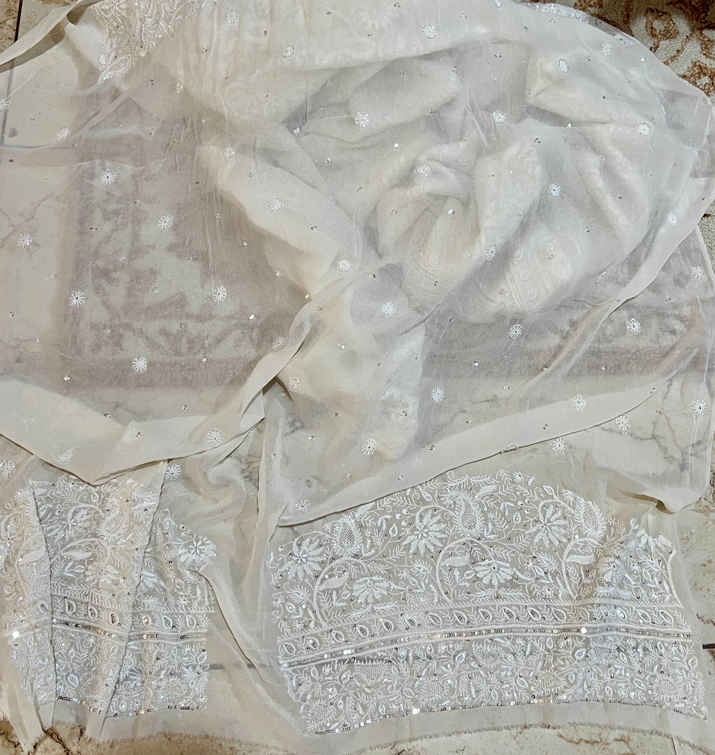 Suhaan Ivory Chikankari Do Taar Saree