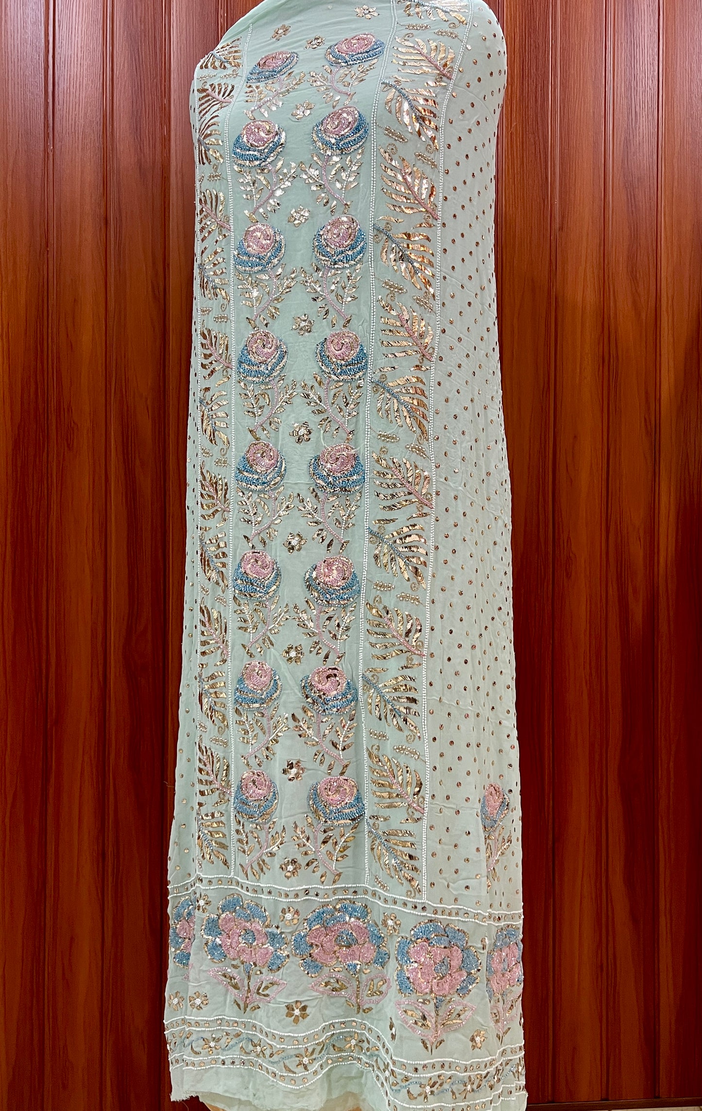 Ruhani Mint Green Mukaish and Cut dana Embroidered Kurta & Dupatta Set