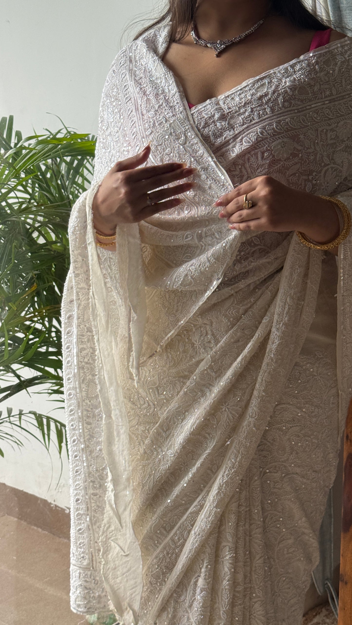 Suhaan Ivory Chikankari Do Taar Saree