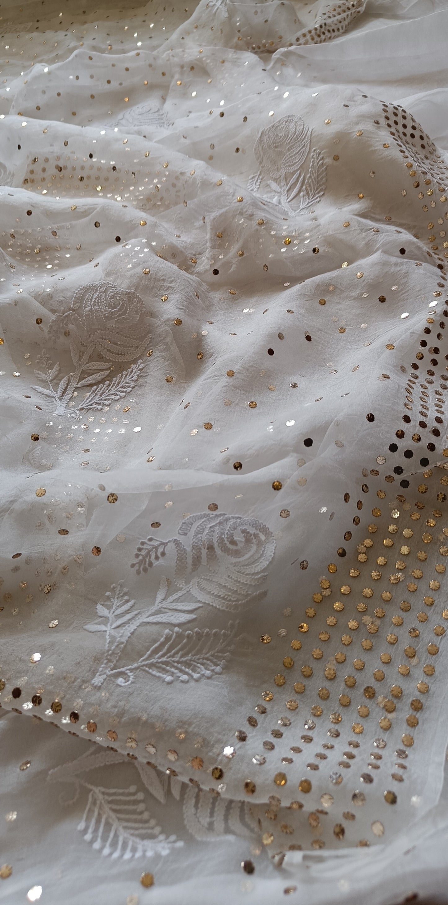 Ruhani Ivory Pure Organza Saree with Allover Chikankari and Mukaish