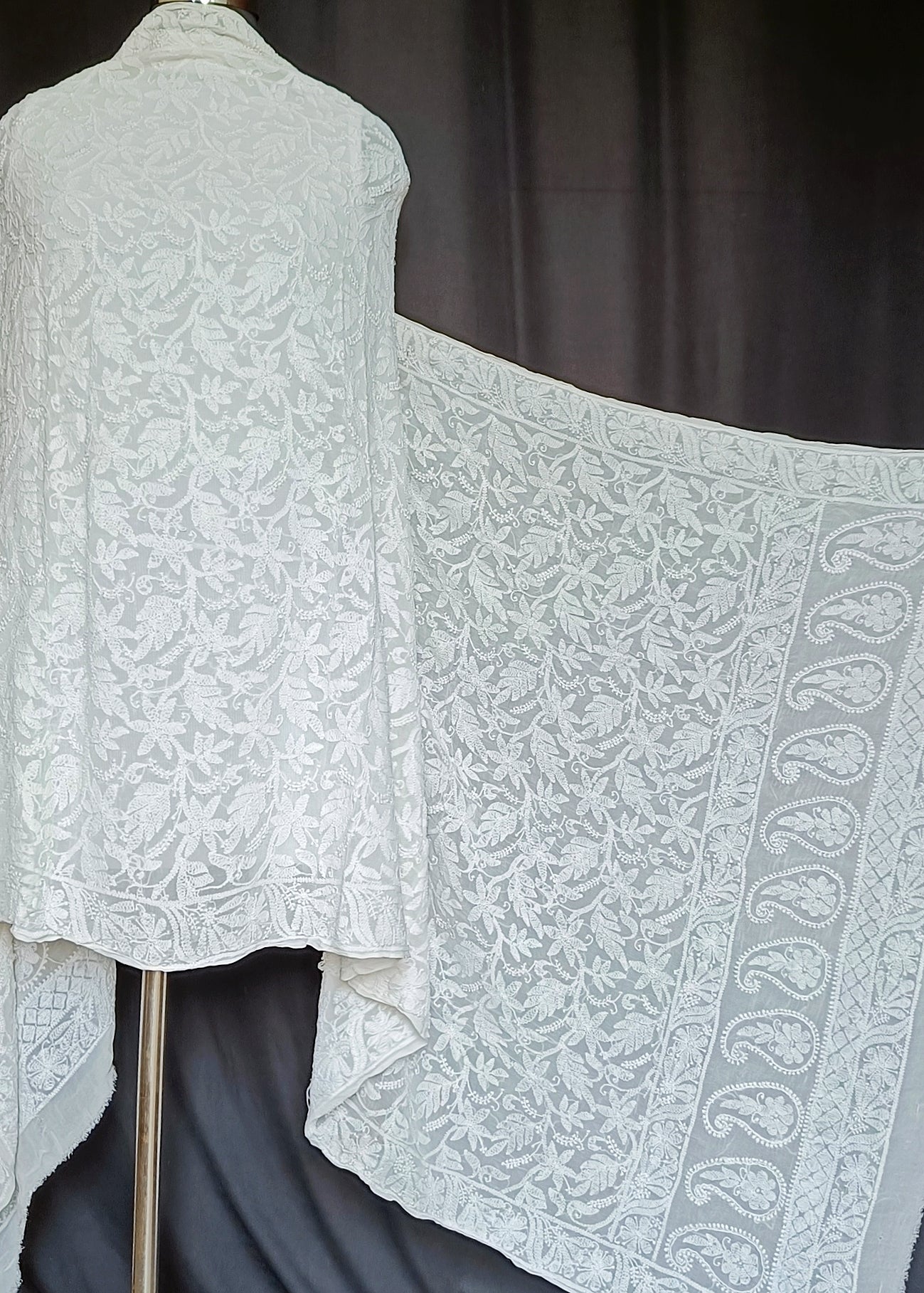 Off White Jaal Chikankari Dyeable Dupatta