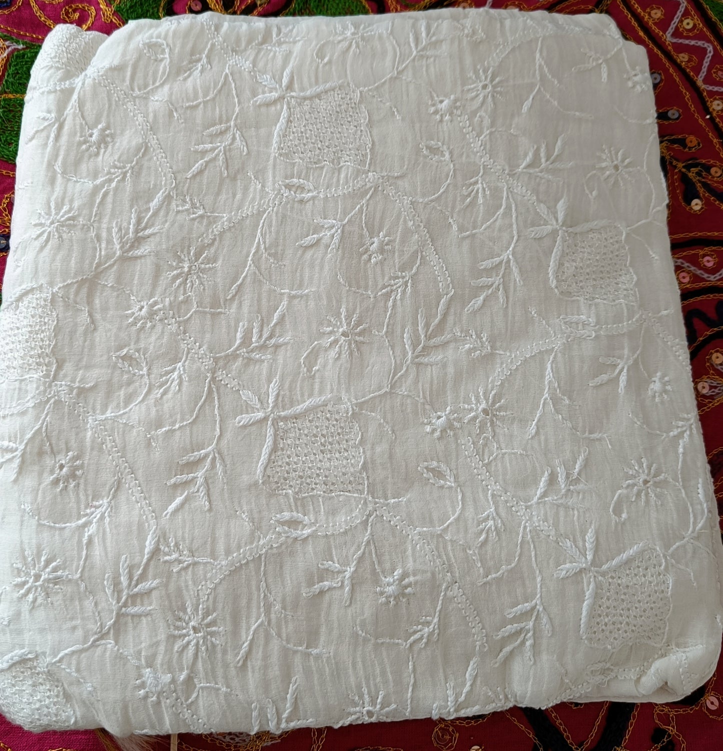Off White Mulmul Chanderi fine Chikankari kurta and dupatta