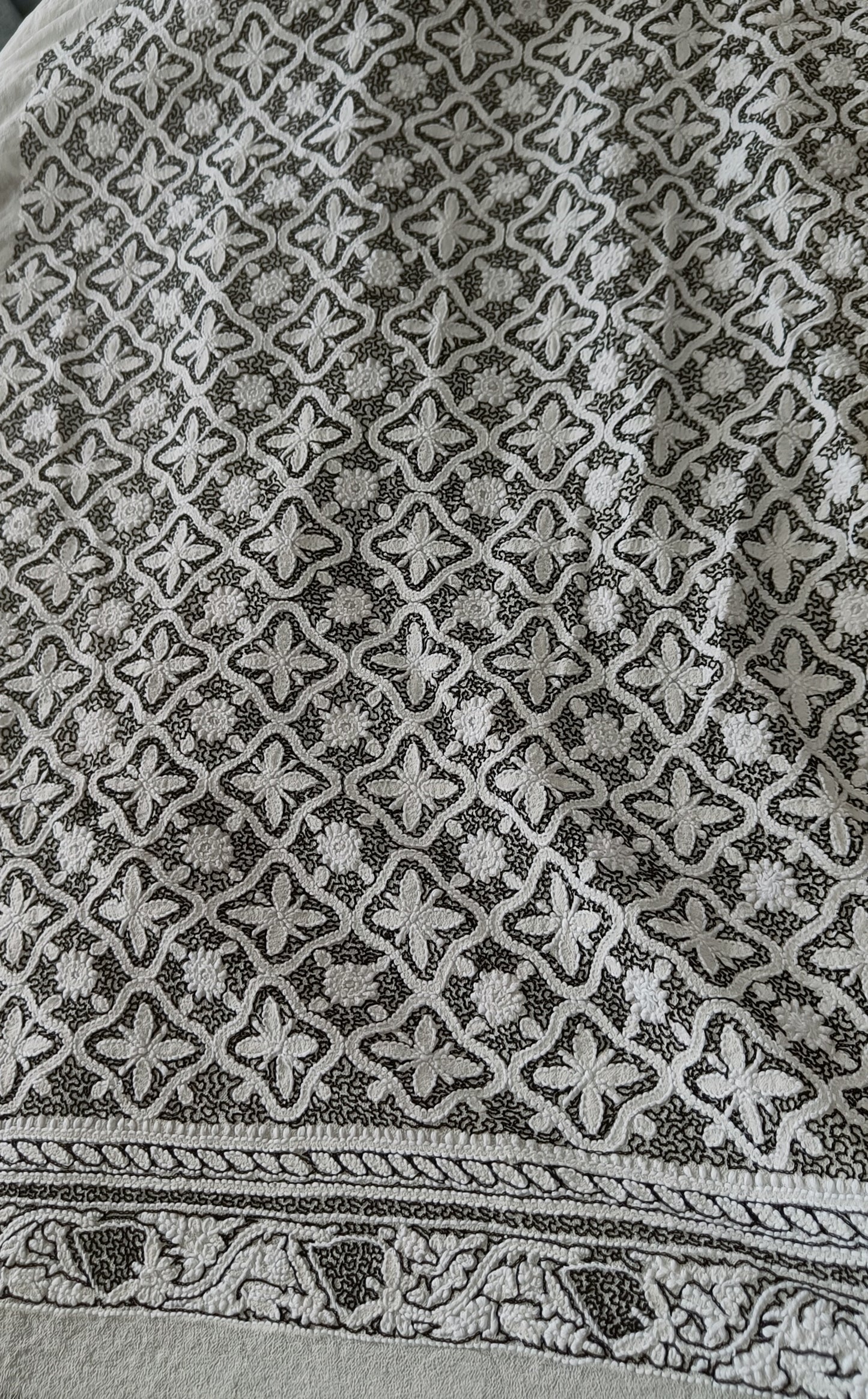 White Chikankari Men's Kurta with Allover Black Aari Embroidery