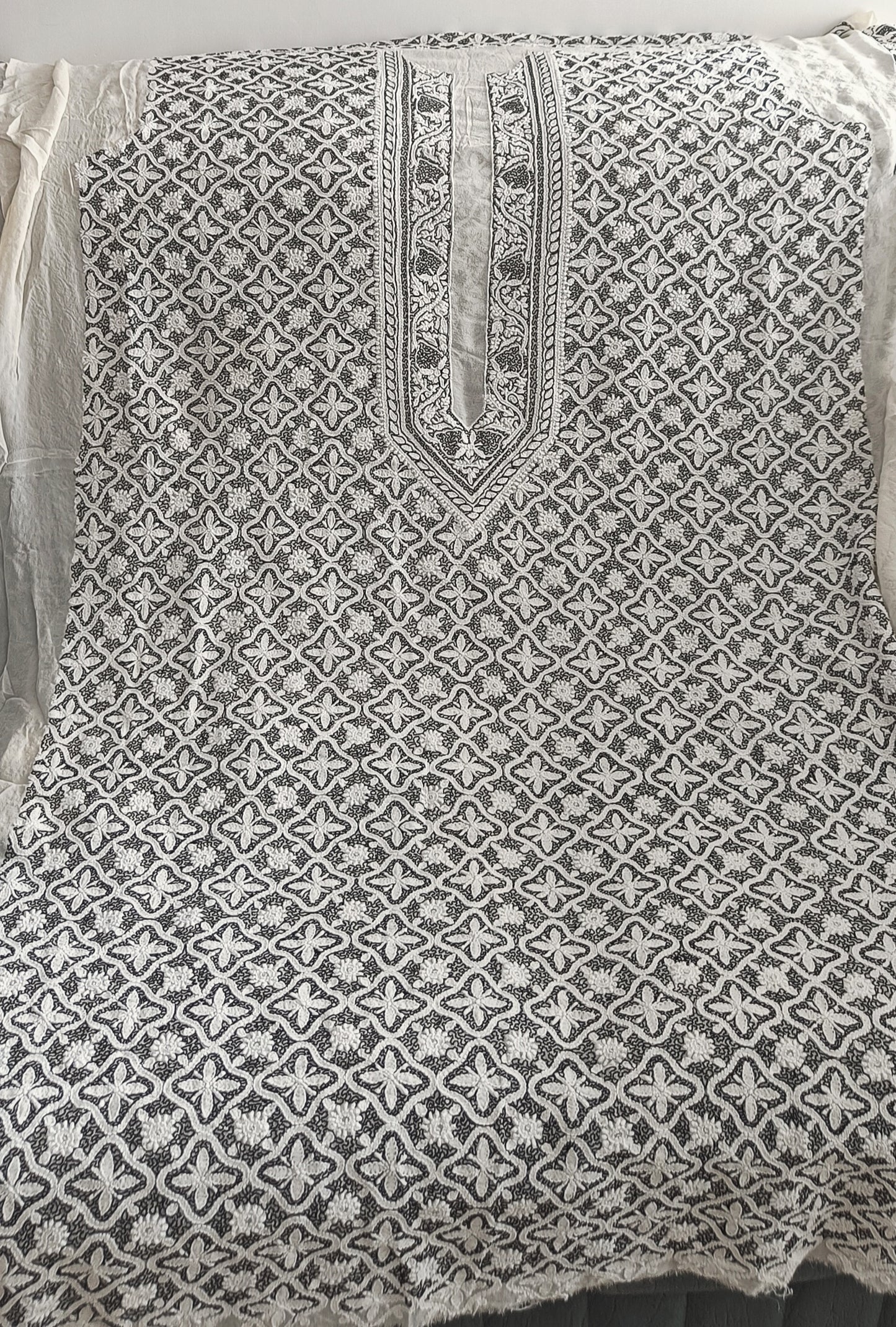 White Chikankari Men's Kurta with Allover Black Aari Embroidery