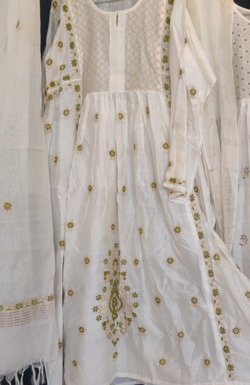 Ivory chanderi silk fine chikankari kurta and dupatta