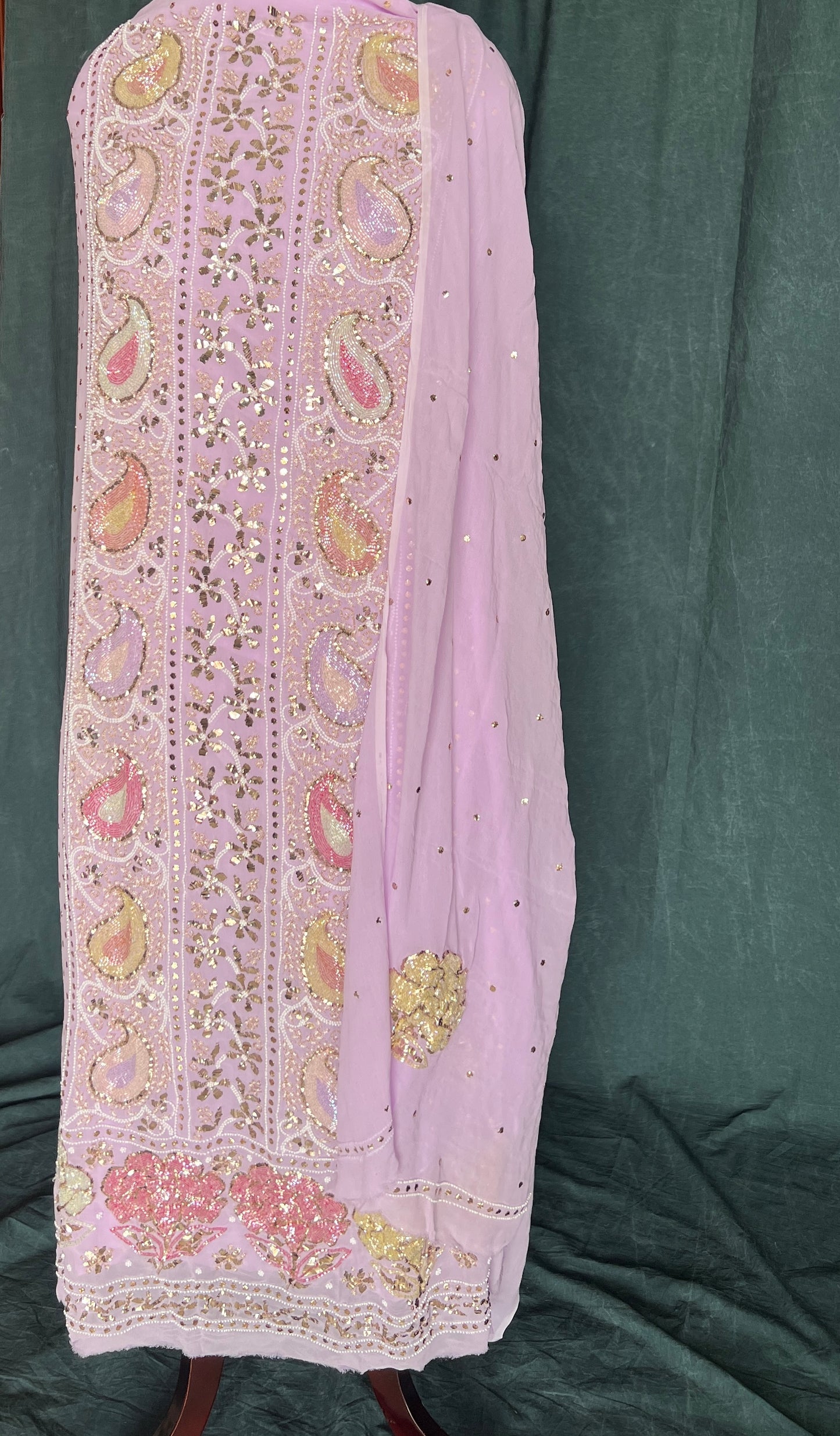 Ruhani Lavender Mukaish and Cut dana Embroidered Kurta & Dupatta Set