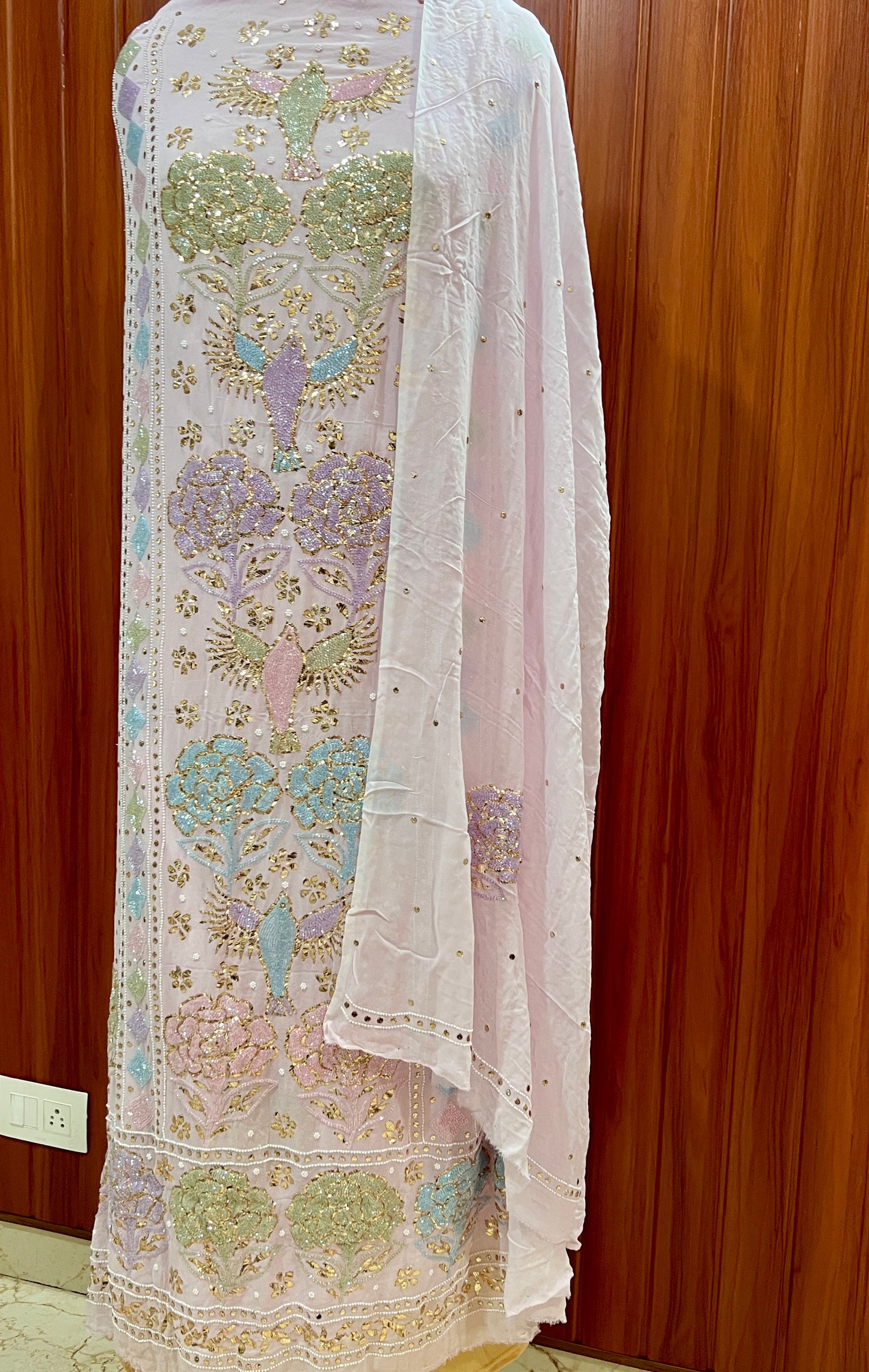 Ruhani Pink Mukaish and Cut dana Embroidered Kurta & Dupatta Set