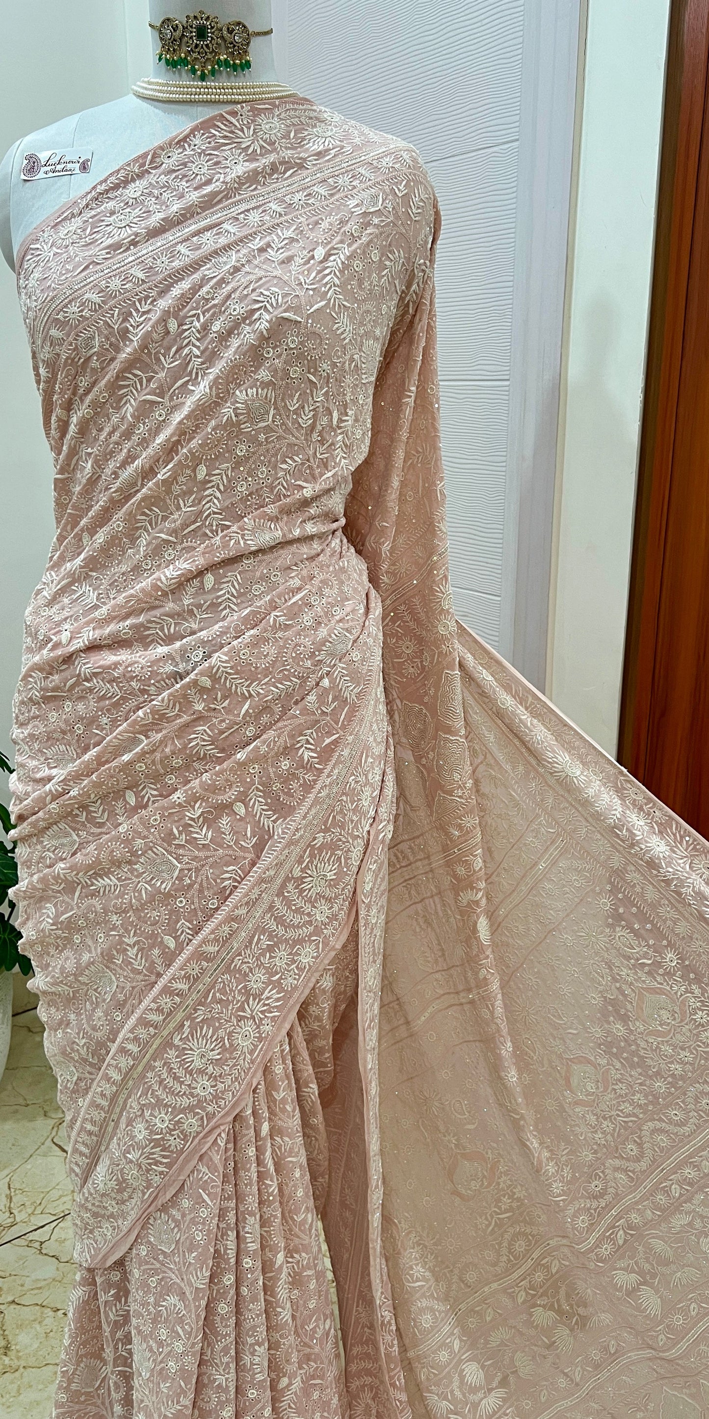 Suhaan Dusty Pink Do Taar Chikankari Heirloom Saree