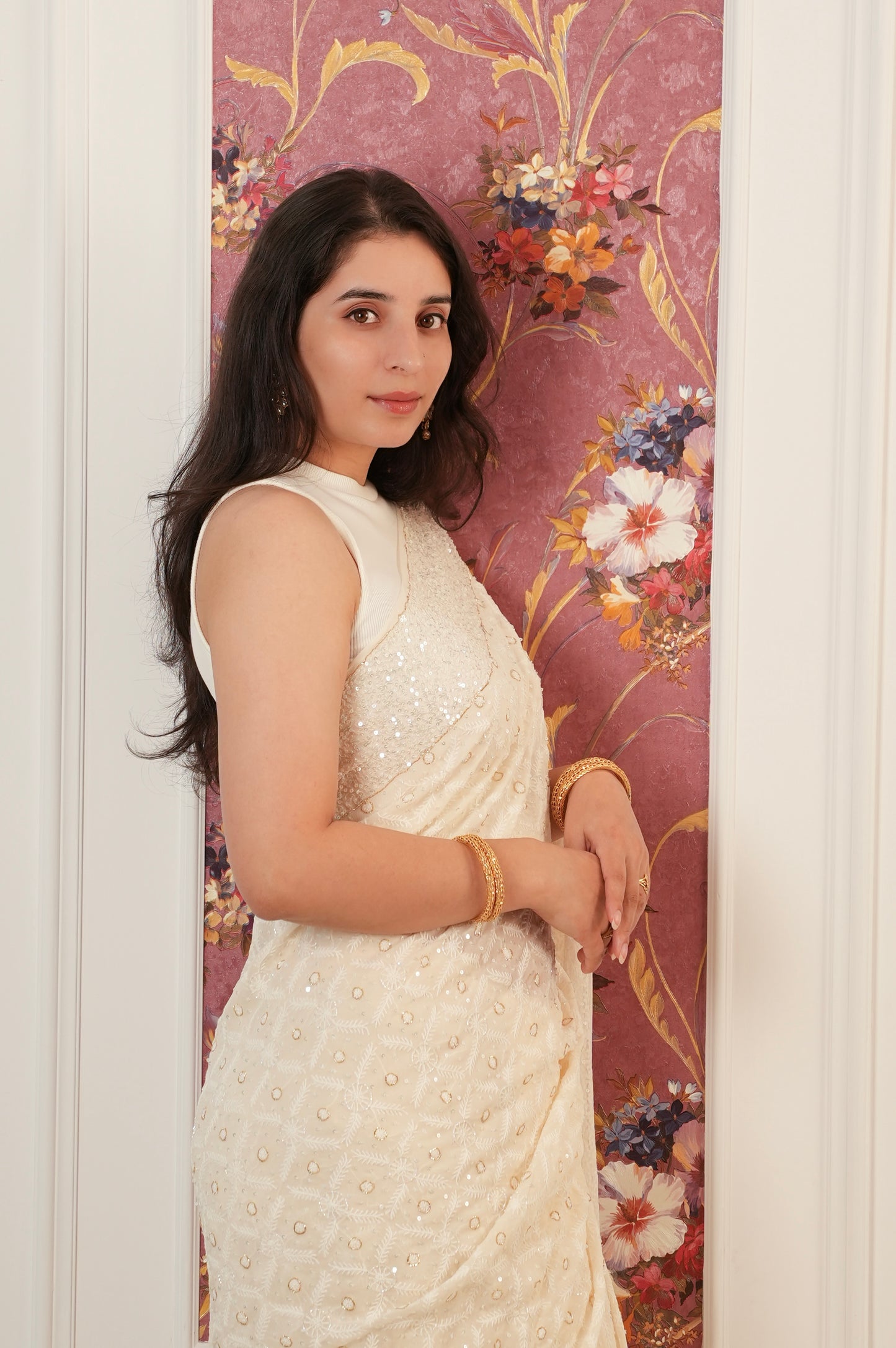 Suhaan Ivory Teen Taar Chikankari Heirloom Saree