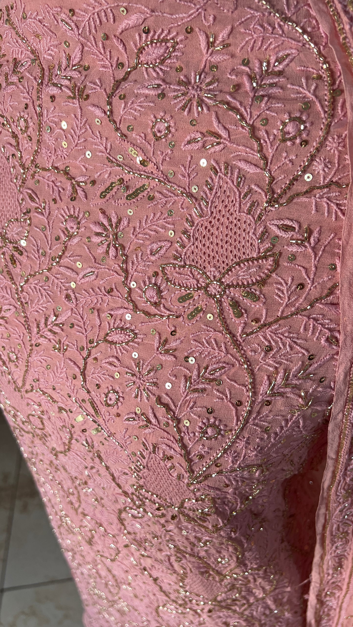 Suhaan 2 taar Chikankari front and back embroidered kurta and dupatta