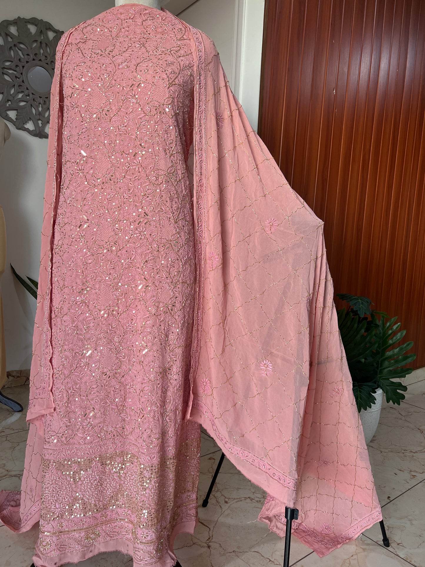 Suhaan 2 taar Chikankari front and back embroidered kurta and dupatta