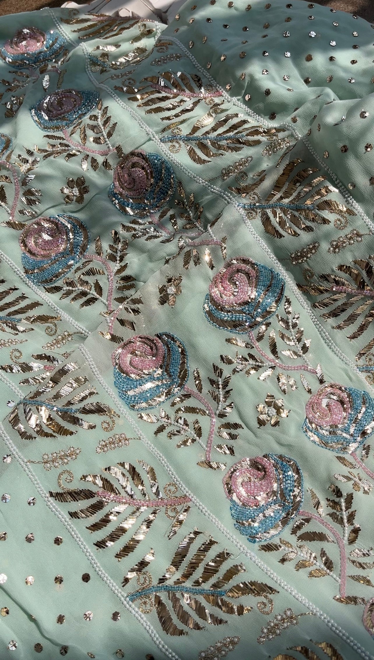 Ruhani Mint Green Mukaish and Cut dana Embroidered Kurta & Dupatta Set