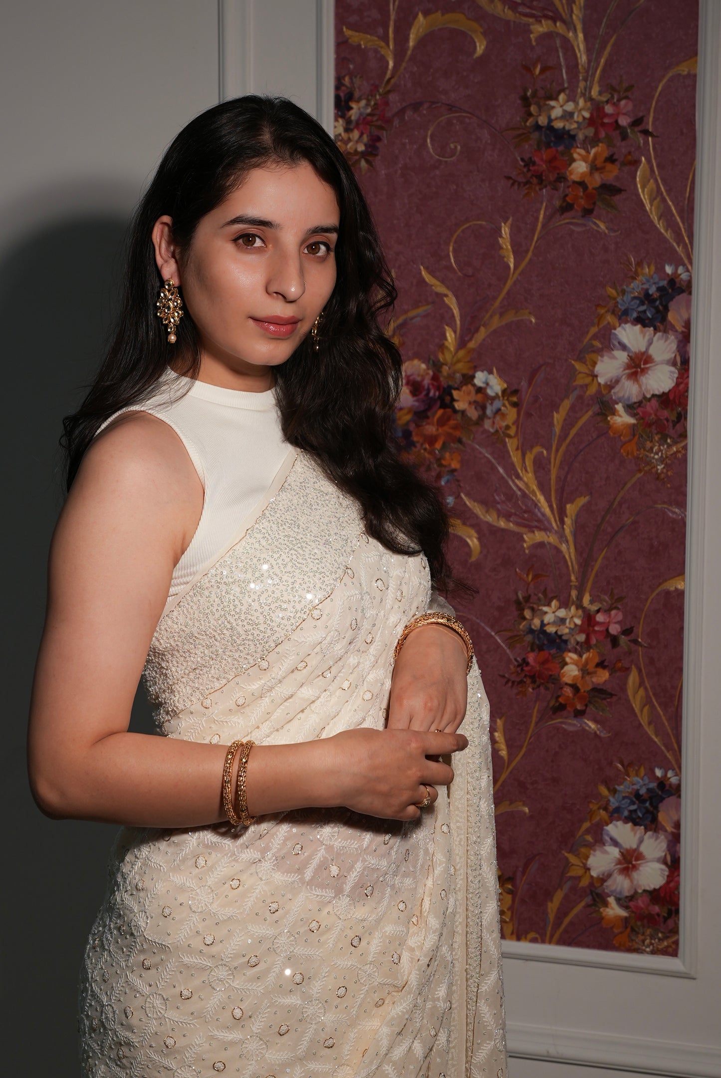 Suhaan Ivory Teen Taar Chikankari Heirloom Saree