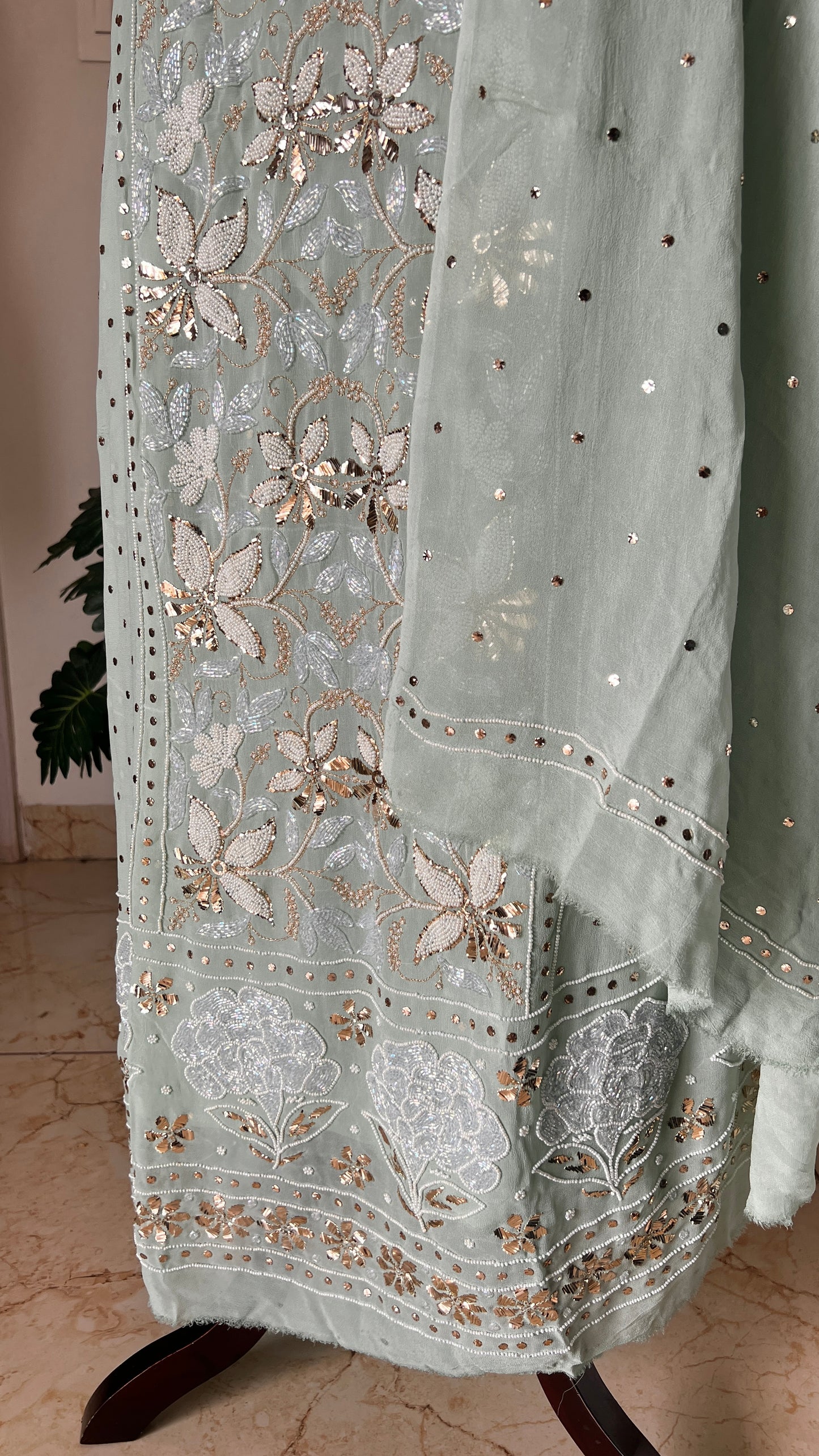 Mint green Ruhani Mukaish and Cut dana Embroidered Kurta & Dupatta Set