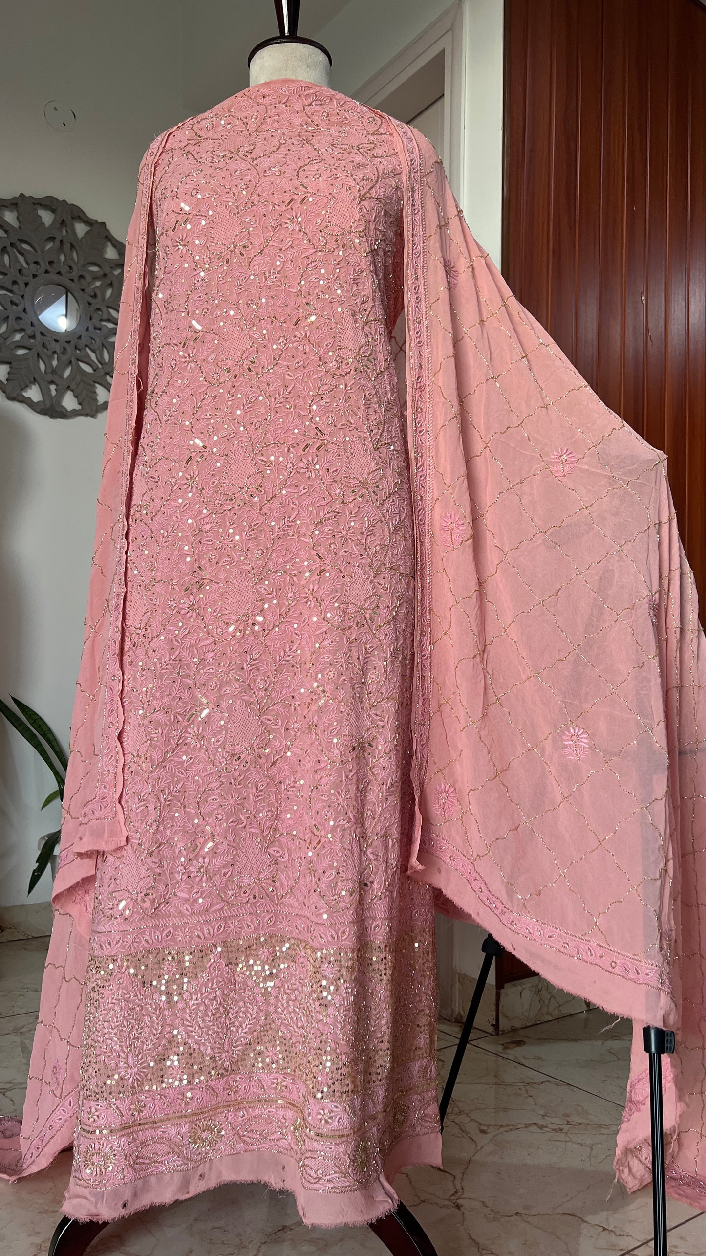Suhaan 2 taar Chikankari front and back embroidered kurta and dupatta