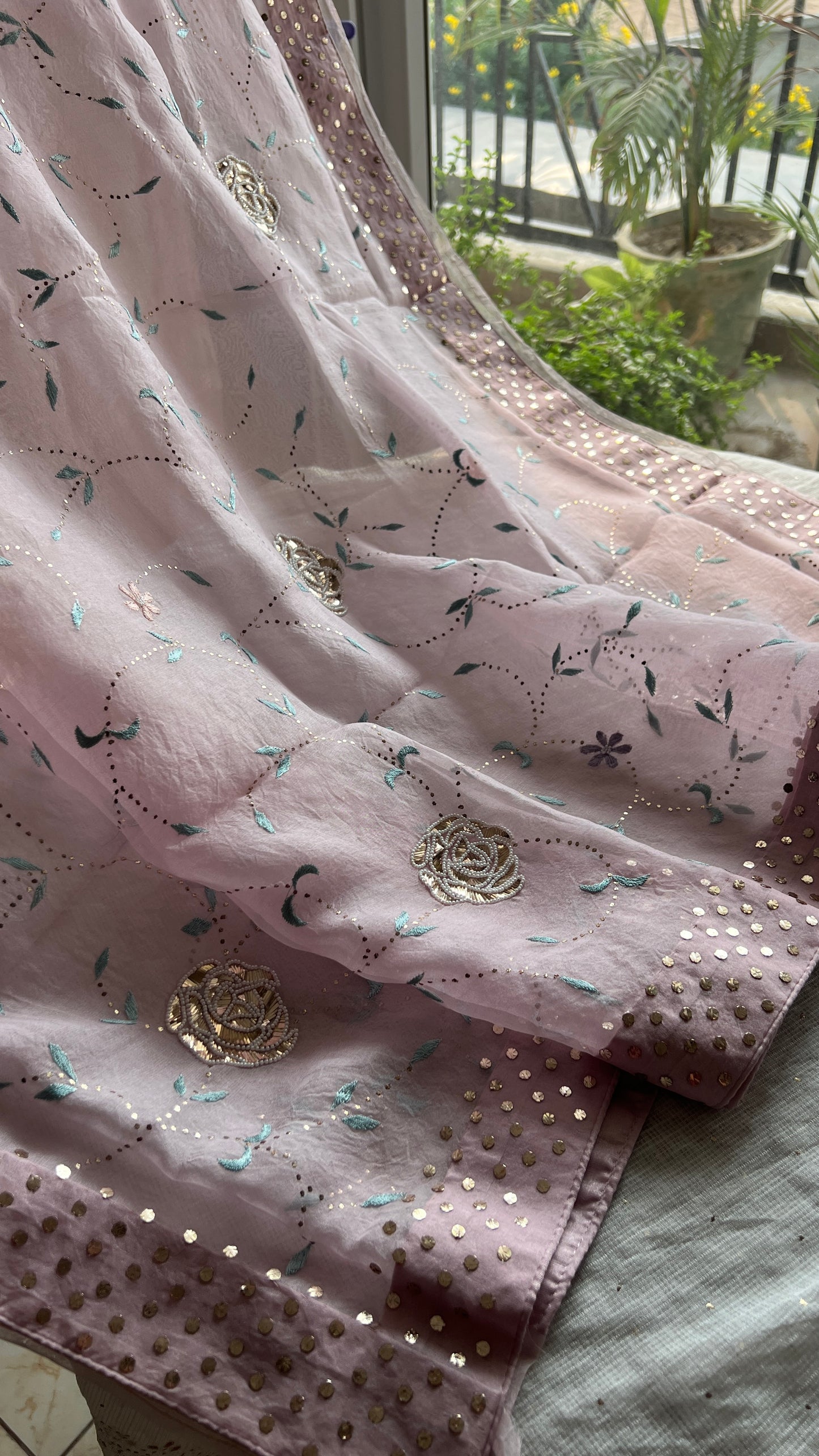 Ruhani Lilac Pure Organza Saree with Resham, pearl and Mukaish Work