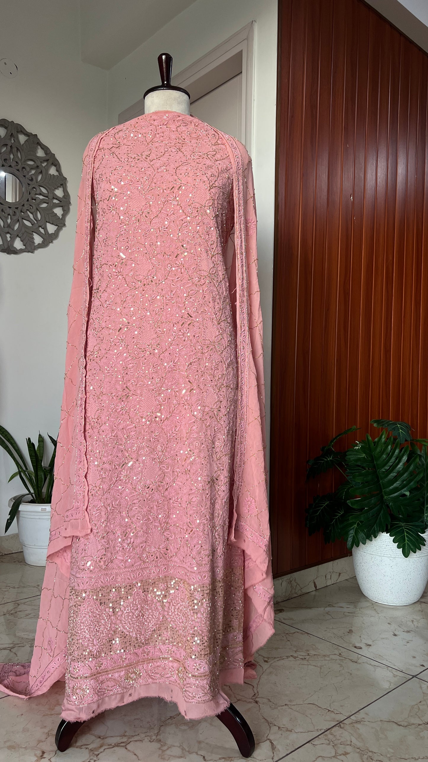 Suhaan 2 taar Chikankari front and back embroidered kurta and dupatta