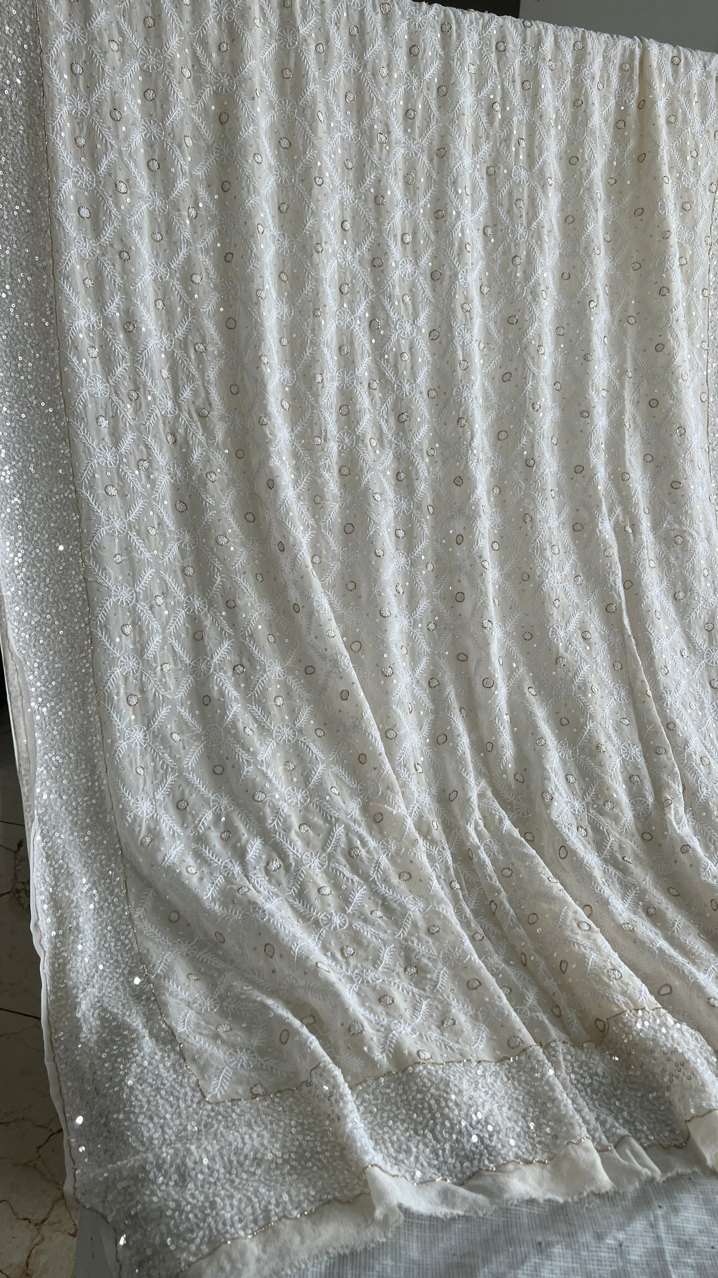 Suhaan Ivory Teen Taar Chikankari Heirloom Saree