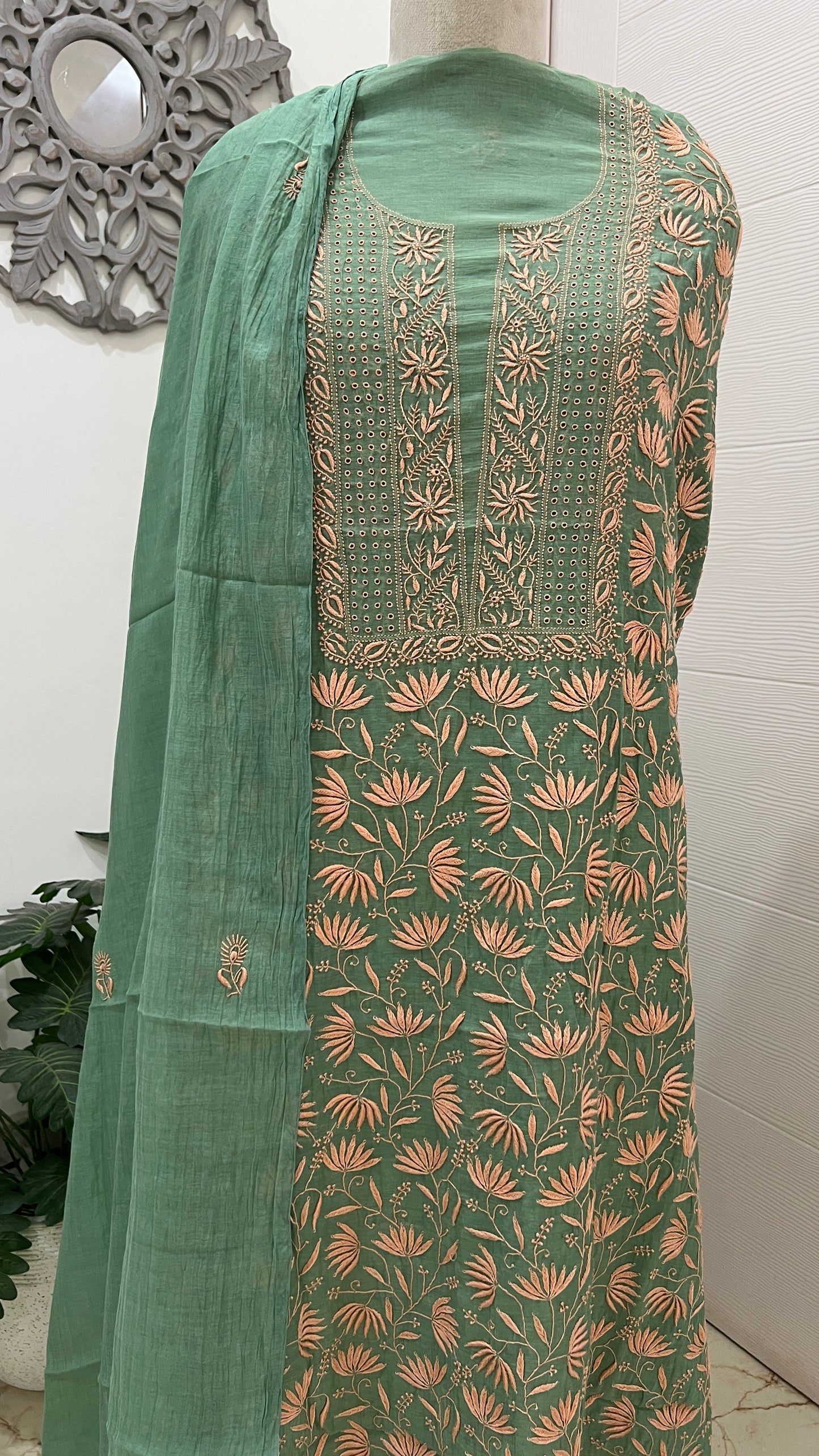 Emerald green Mul chanderi Chikankari embroidered kurta and dupatta