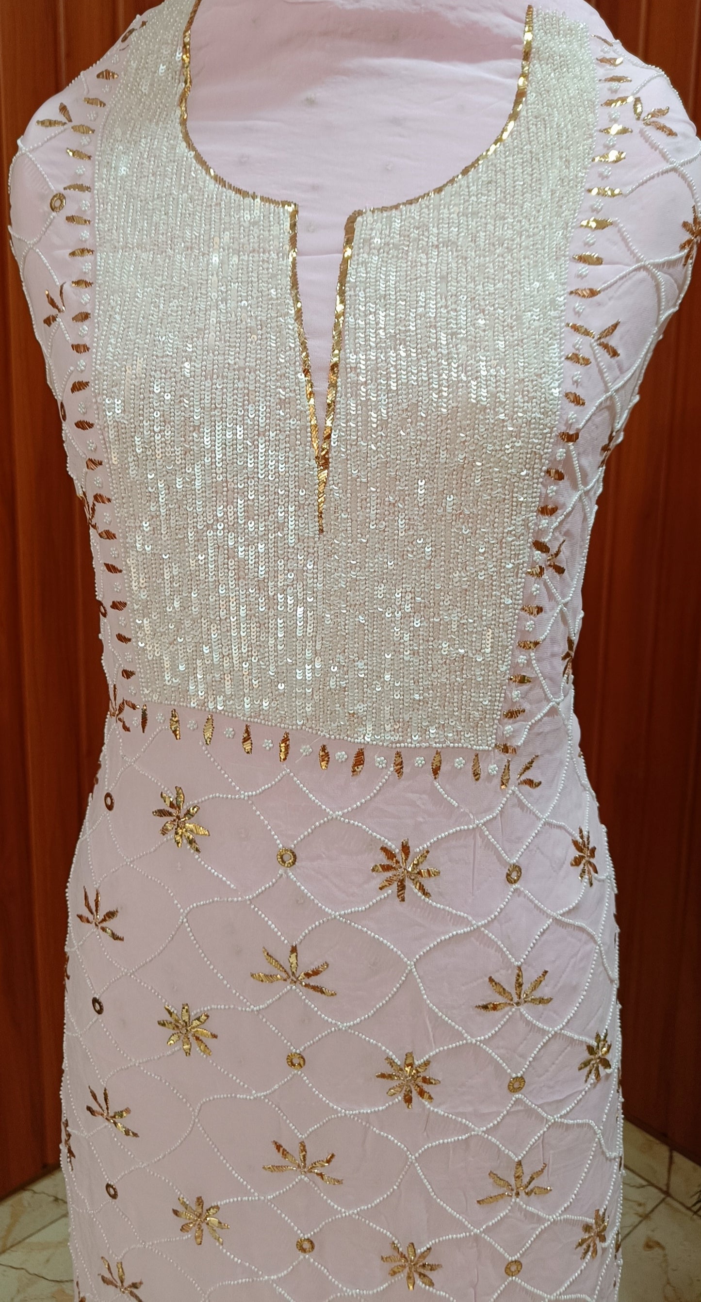 Ruhani Pink Badla and Pearl Embroidered Kurta & Dupatta Set