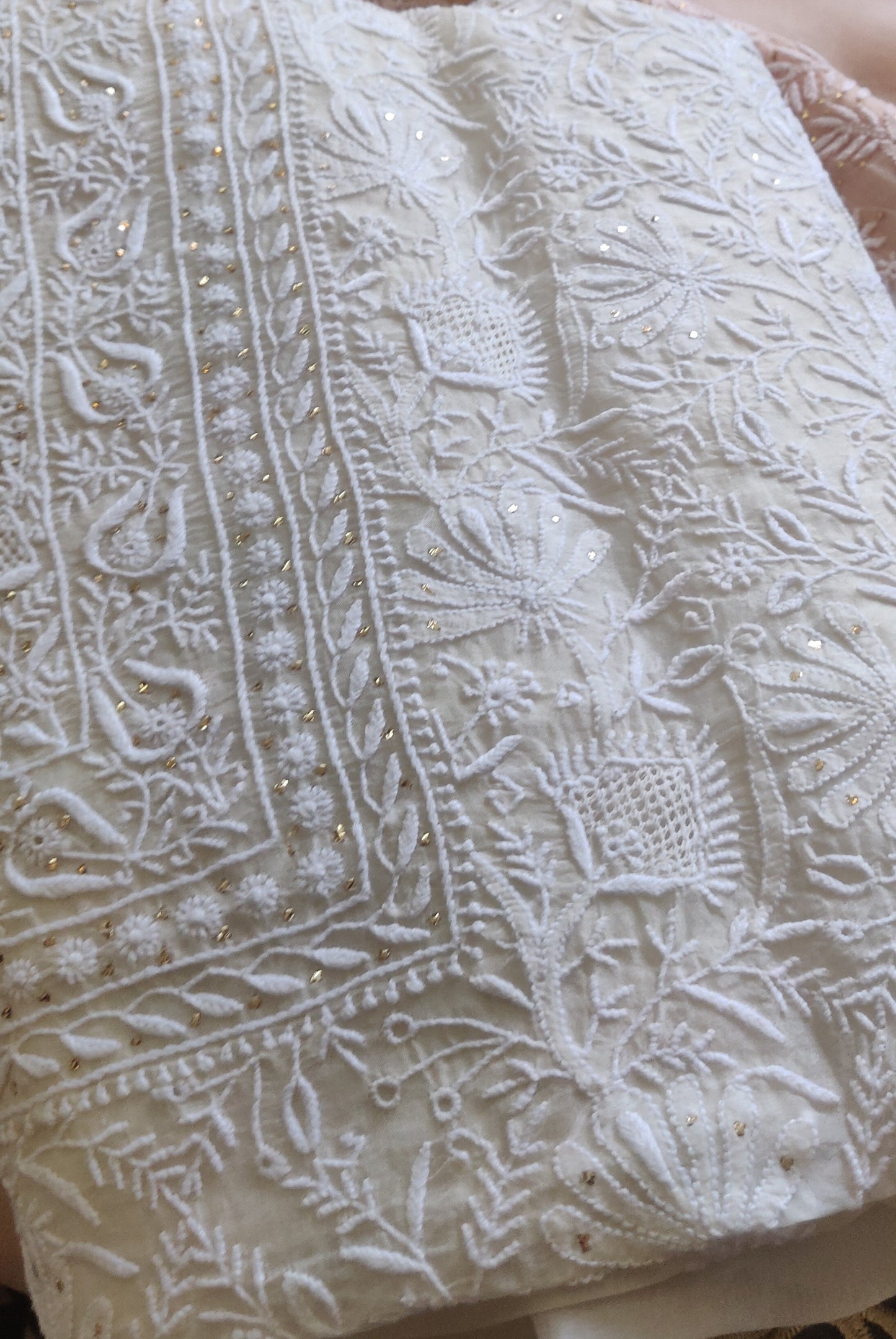 Ivory pure organza 3 taar Chikankari and mukaish kurta and dupatta