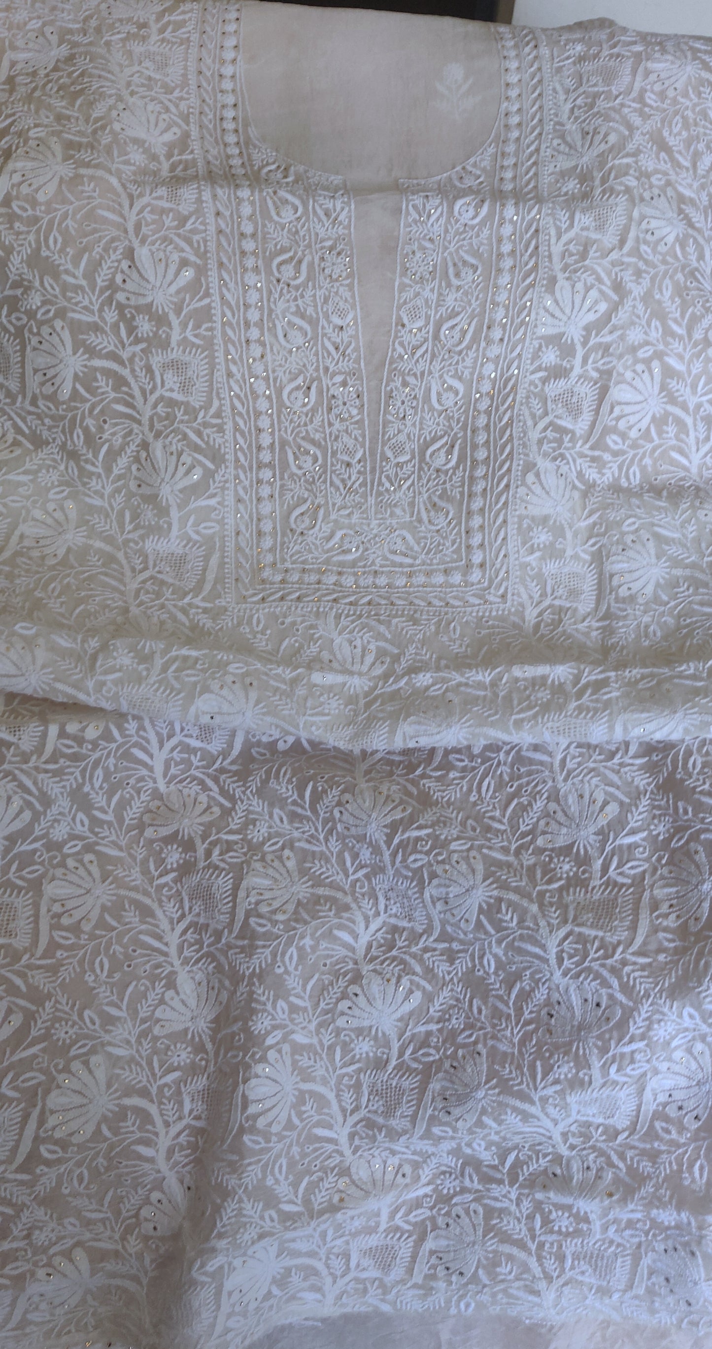 Ivory pure organza 3 taar Chikankari and mukaish kurta and dupatta